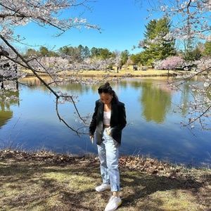 Meet your Posher, Kimberly